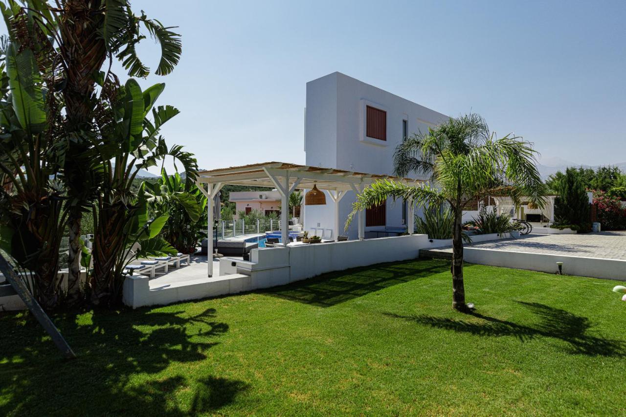 Chara Sensory Luxury Villa With Heated Pool & Gym, By Thinkvilla Panormos  Exterior photo